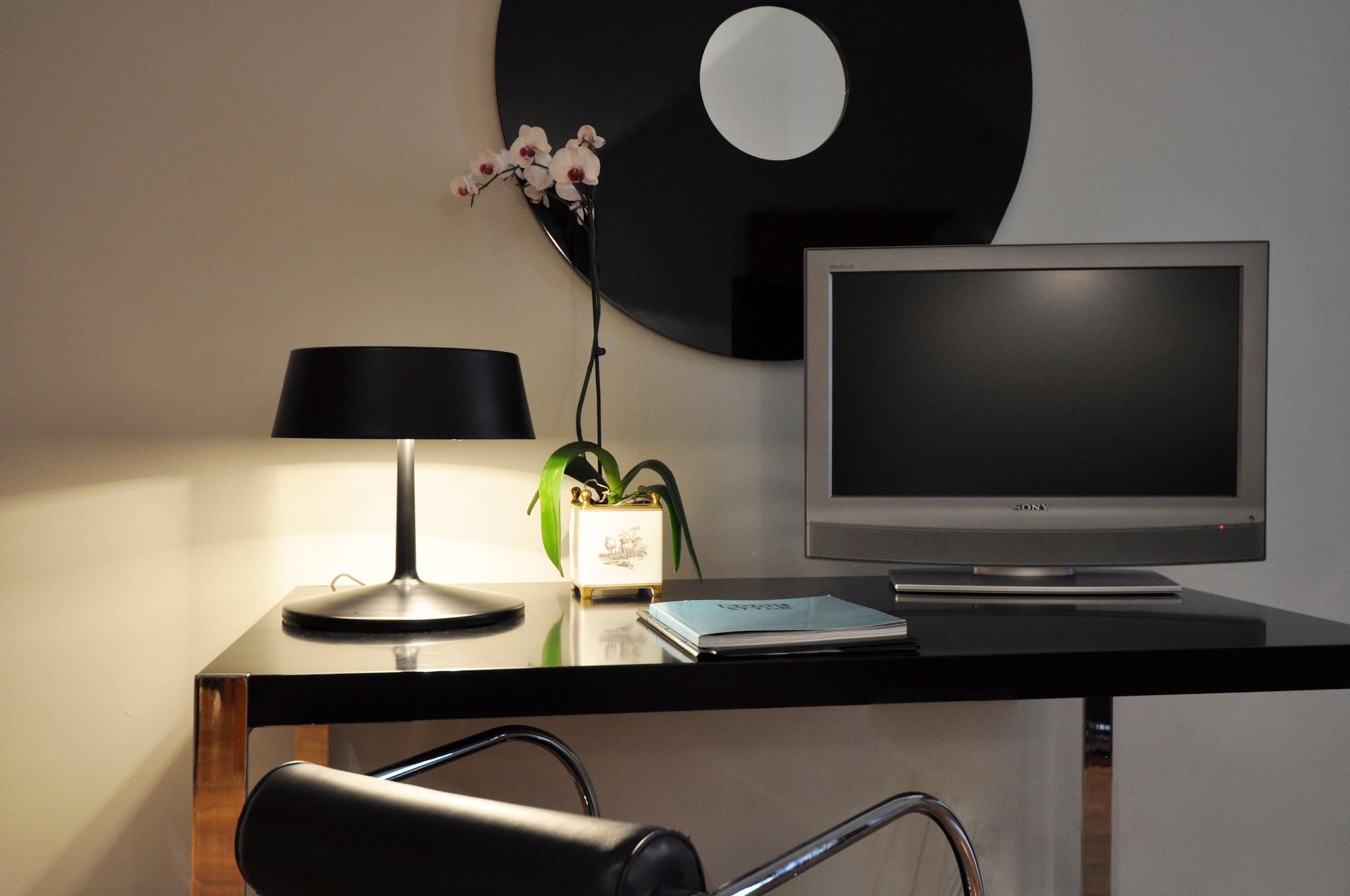Suite Prado Madrid Ngoại thất bức ảnh