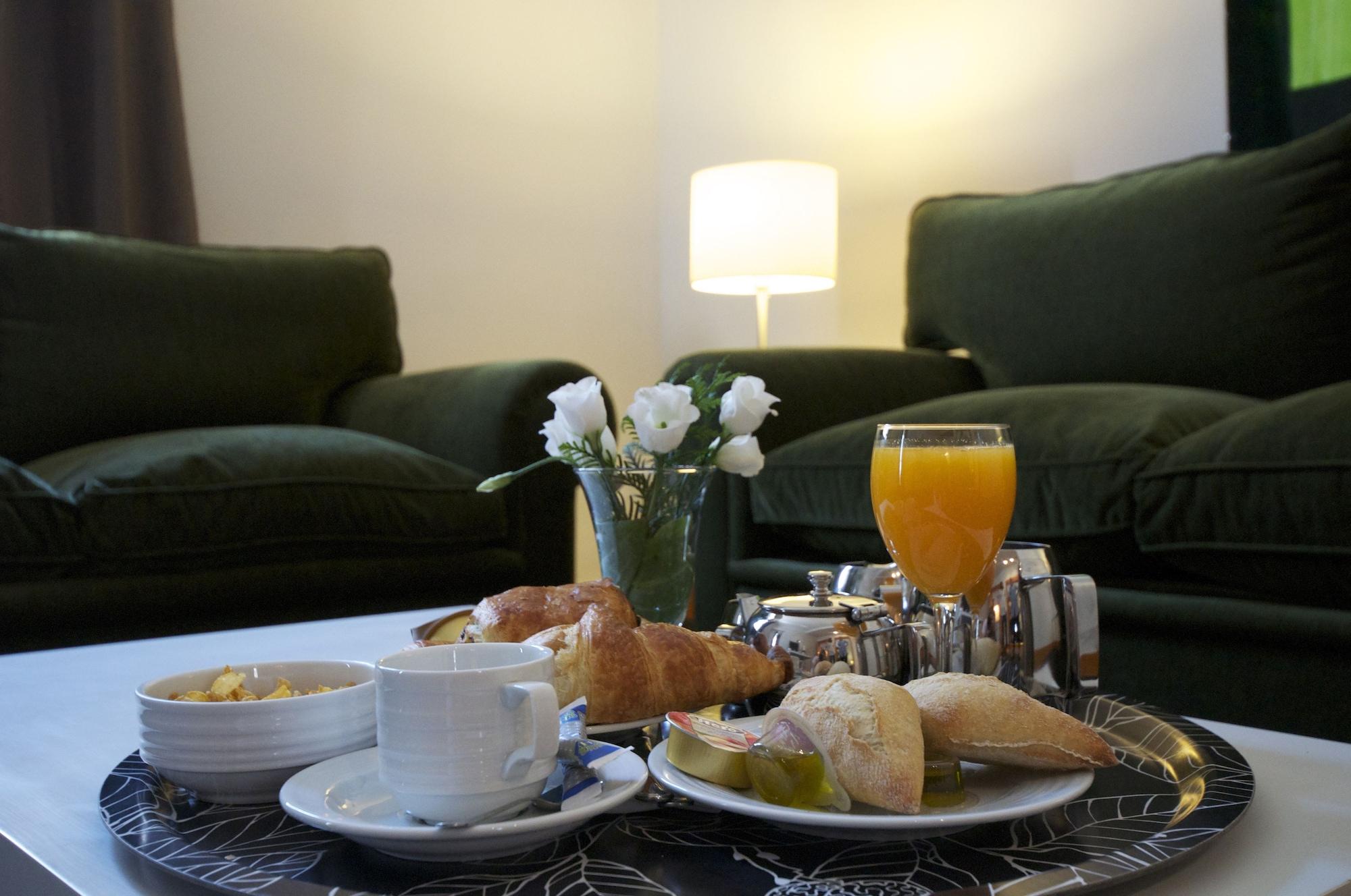 Suite Prado Madrid Ngoại thất bức ảnh
